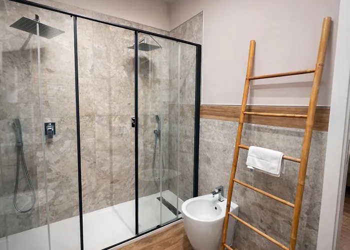 Scavi E Chiesa - In Centro