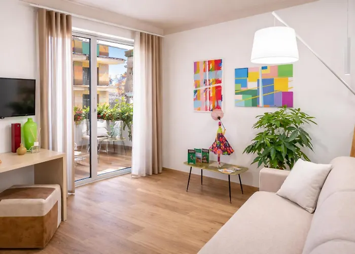 Πανσιόν Scavi E Chiesa - In Centro